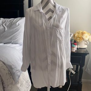 Button up white top